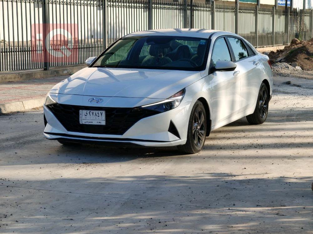 هیوندای ئەلەنترا